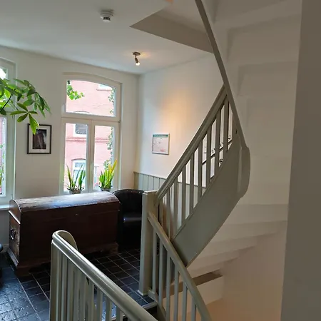 Zum Roten Tore Otel 3*